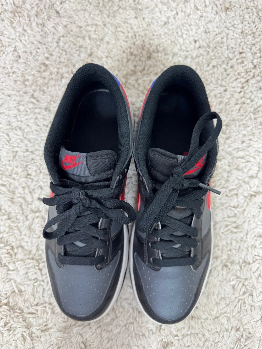 Nike Dunk Low Sneakers‎ Size 7Y Black Gray Red